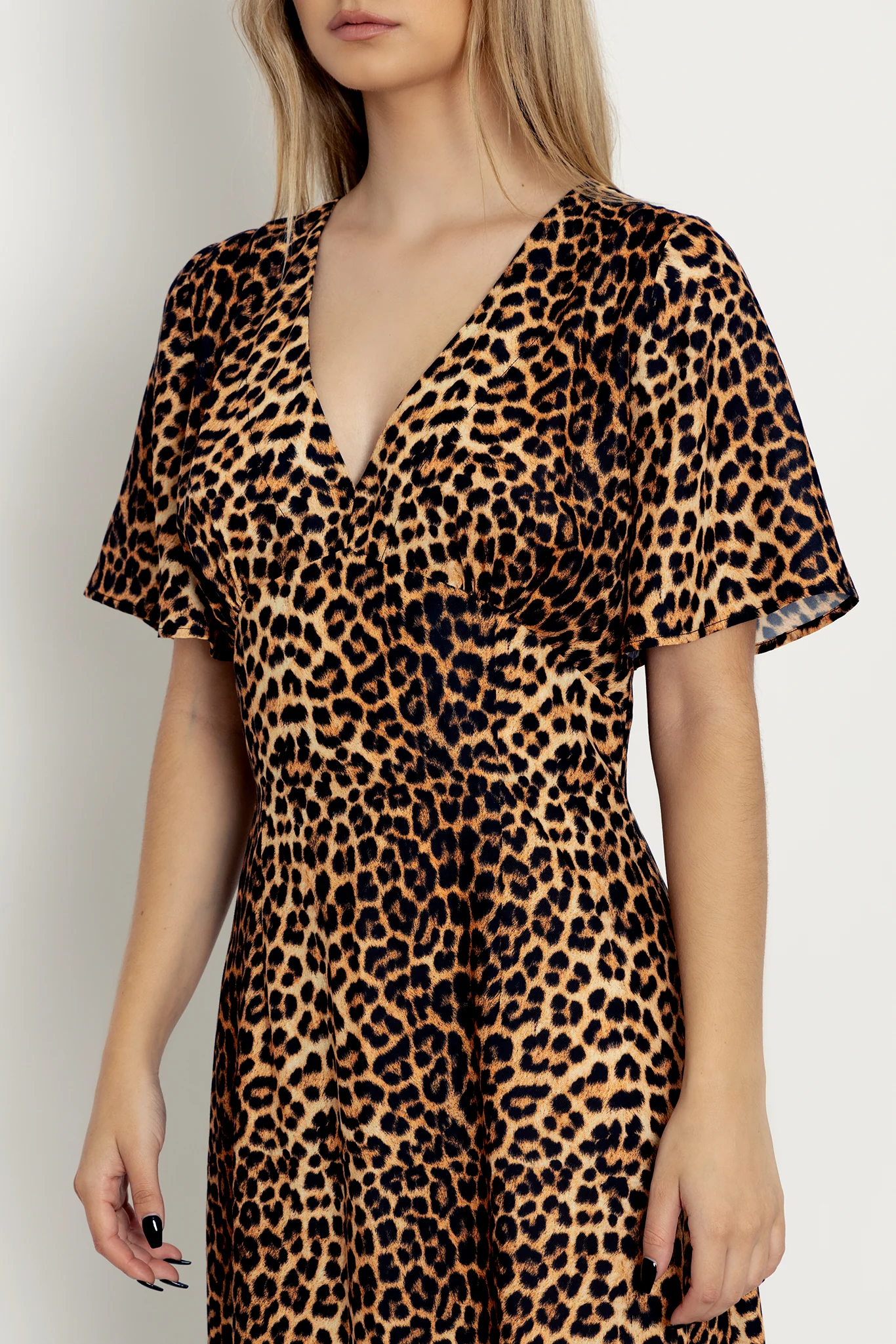Claws Out Short Sleeve Maxi Dress - Image 4