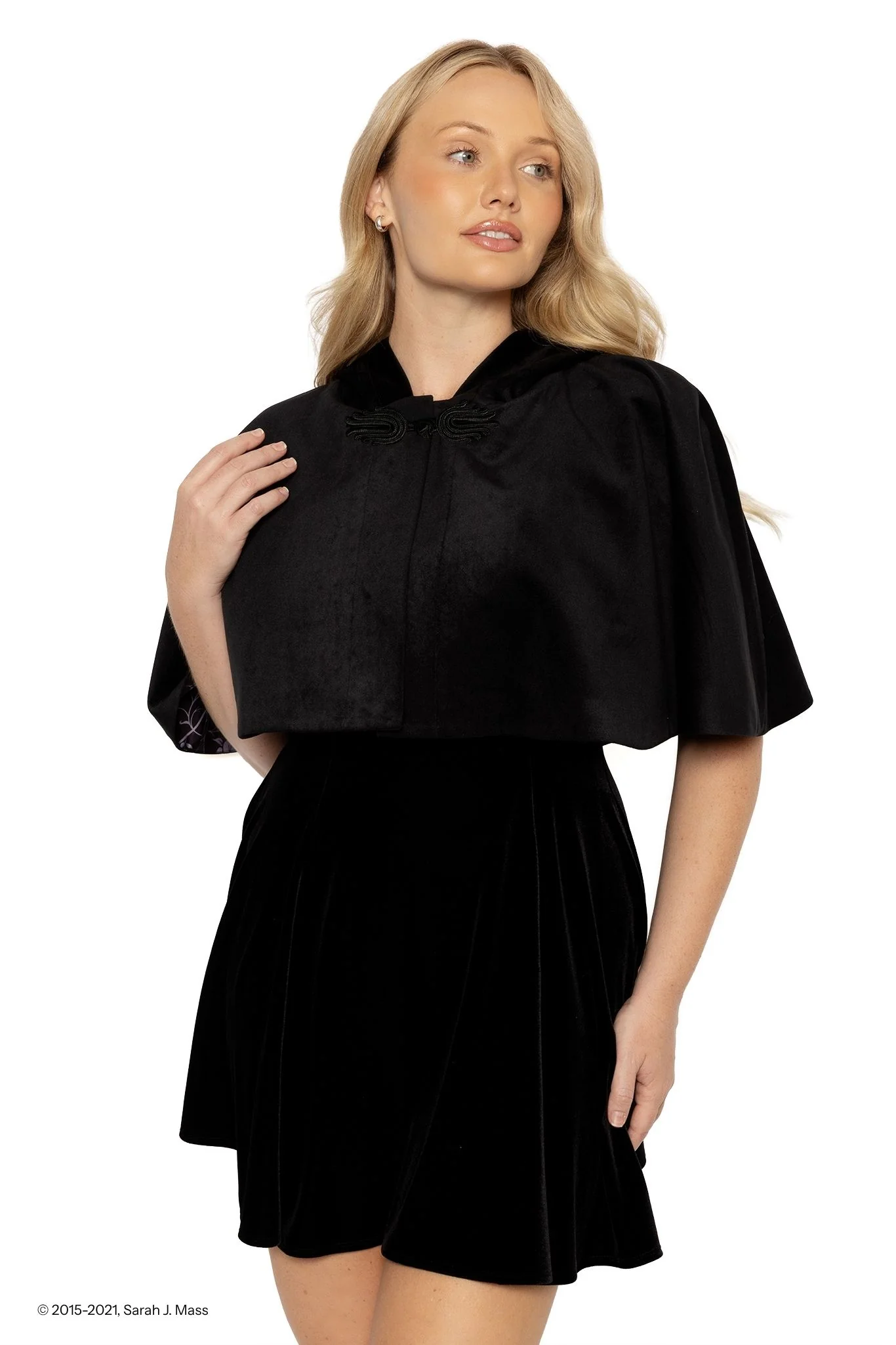 Shadowsinger Velvet Hooded Cape - Image 7